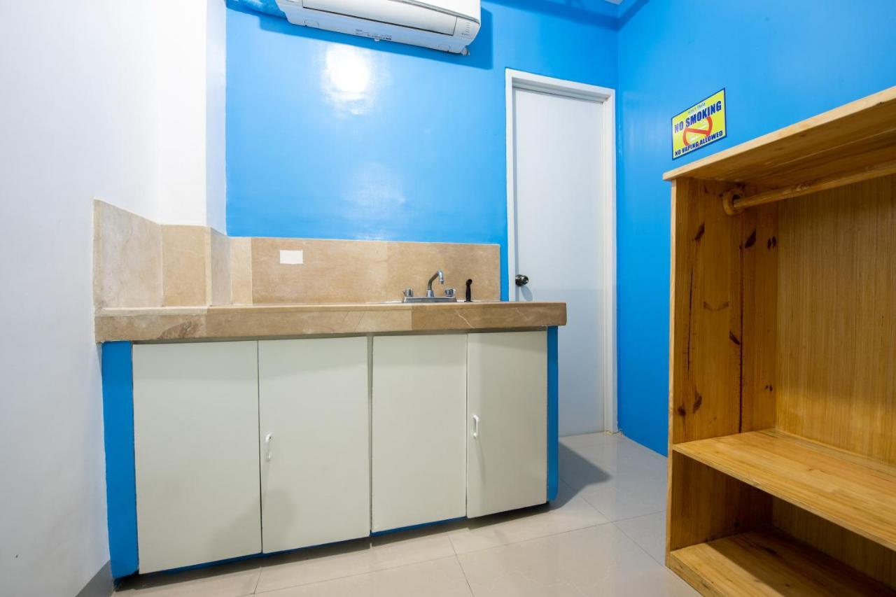 Oyo 501 Yuj Inn Pasay Exterior foto